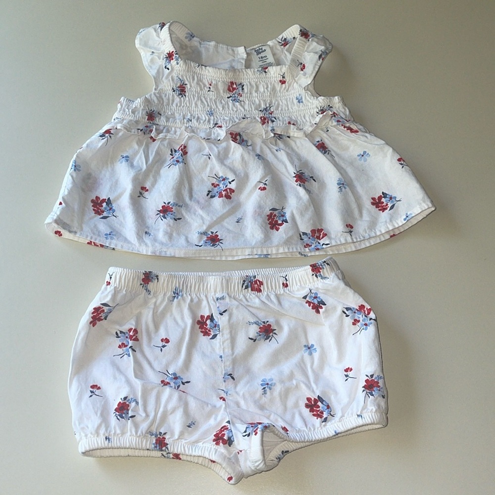 Osh Kosh B’gosh Floral Smocked Cotton Red, White & Blue 2 Piece Set